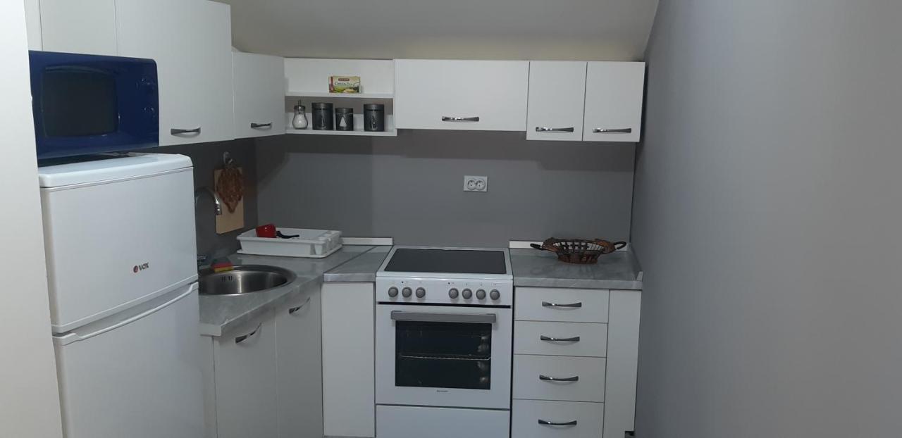 Stan Na Dan - Apartman Djordjevic Vranje Exteriör bild