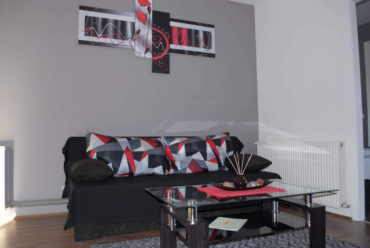Stan Na Dan - Apartman Djordjevic Vranje Exteriör bild