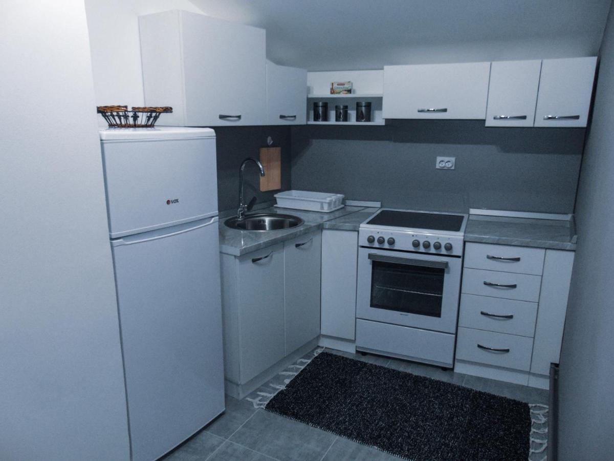 Stan Na Dan - Apartman Djordjevic Vranje Exteriör bild