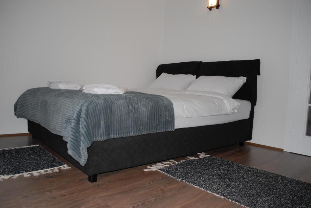 Stan Na Dan - Apartman Djordjevic Vranje Exteriör bild